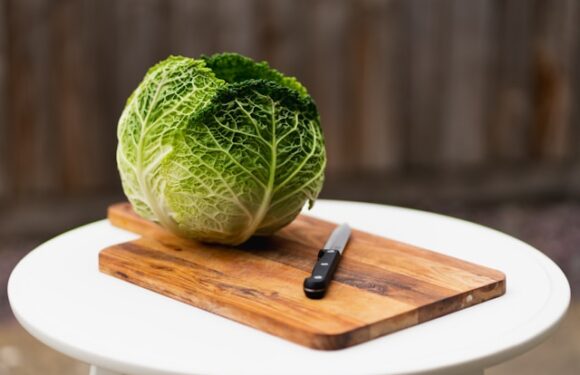 Kapusta z grochem i grzybami – przepis babci na tradycyjne danie