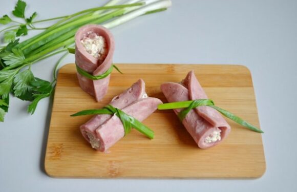 Roladki z szynki z chrzanem i jajkiem