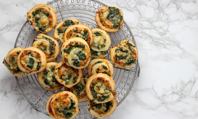 Paszteciki z ciasta francuskiego – jak zawijać