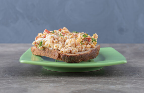 Pasta z tuńczyka, jajka i ogórka